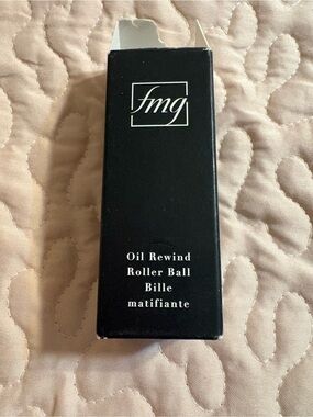 Avon Oil Rewind Roller Ball